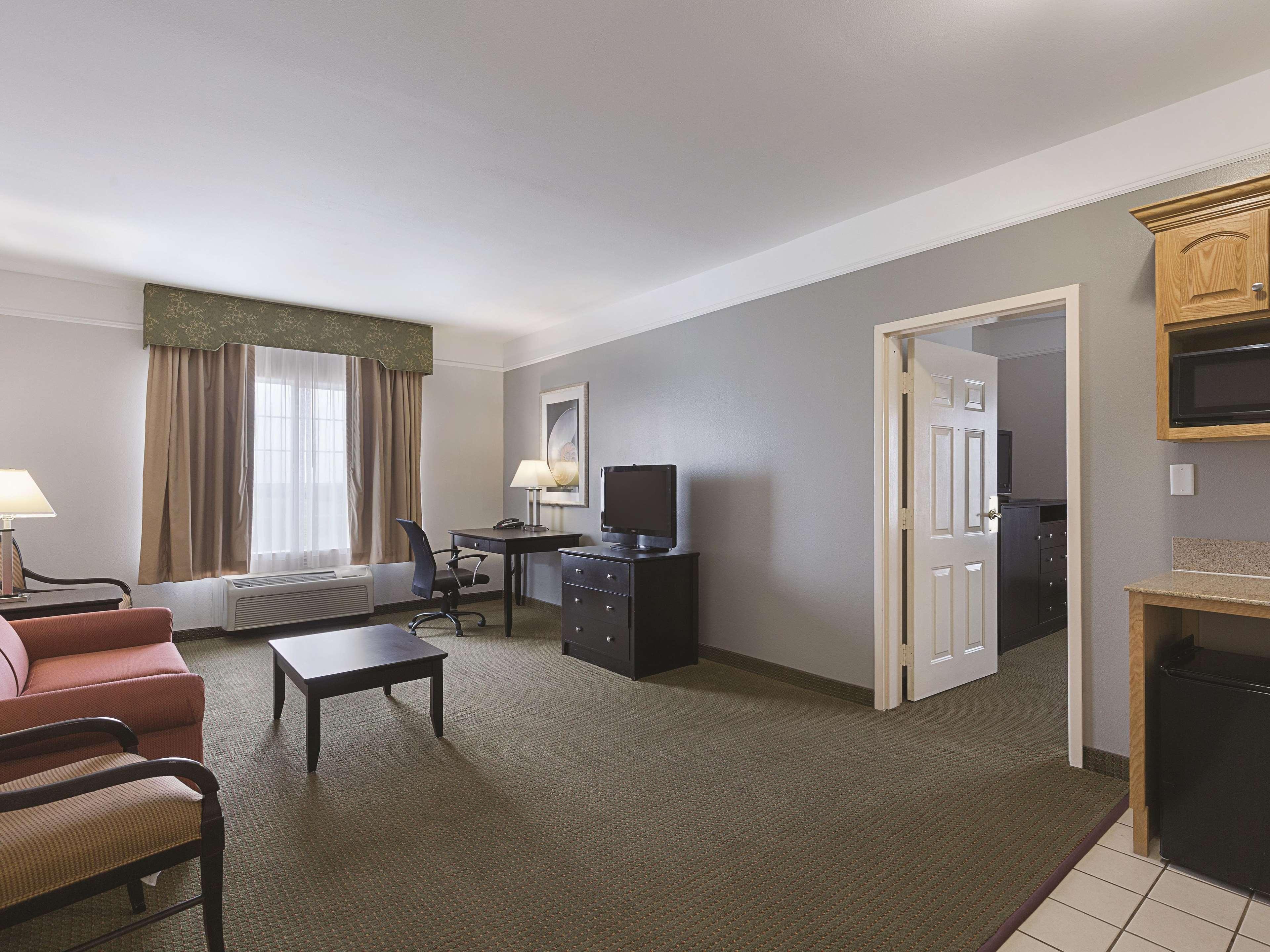 Hotel La Quinta By Wyndham Deer Park Exterior foto