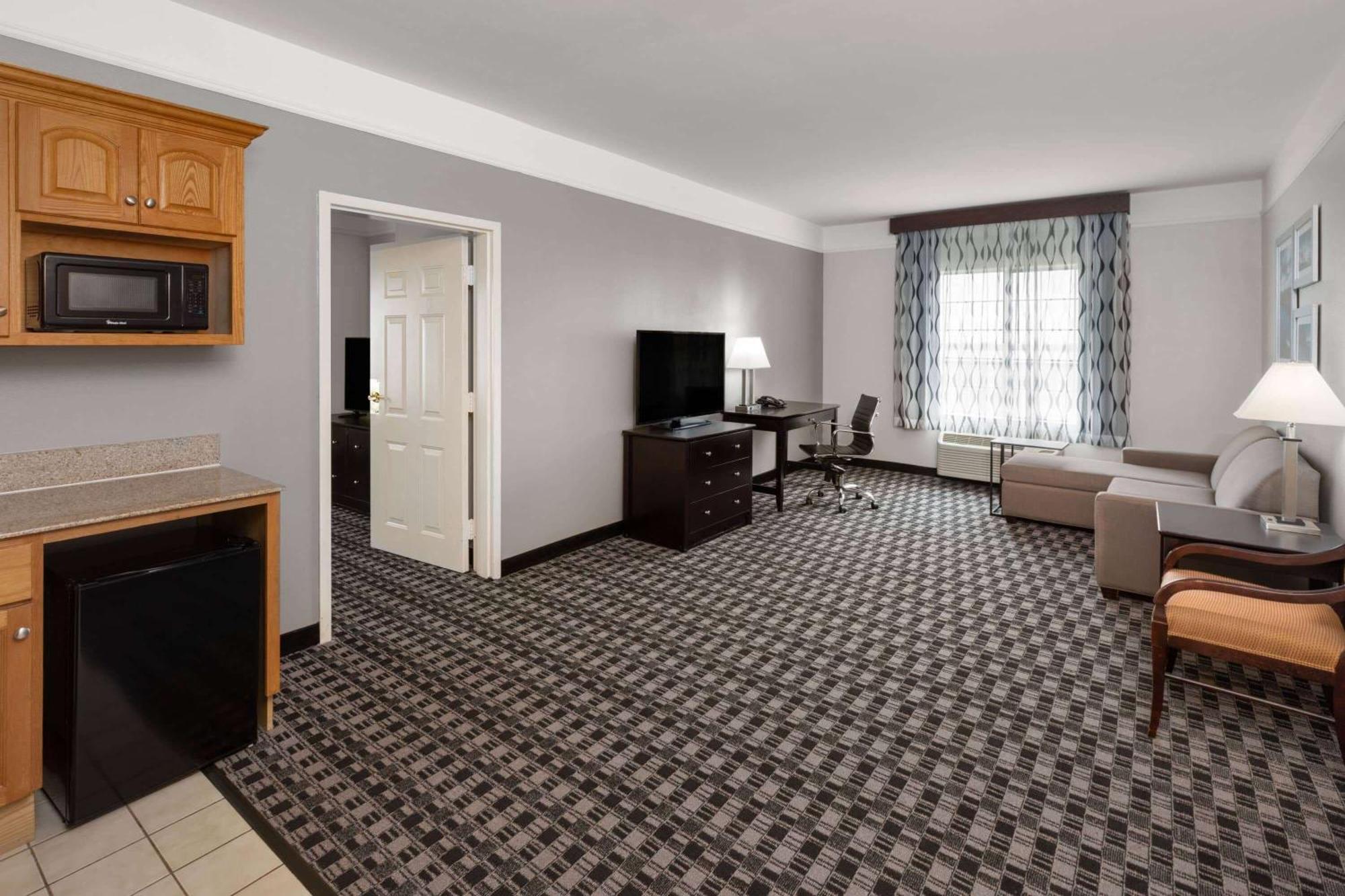 Hotel La Quinta By Wyndham Deer Park Exterior foto