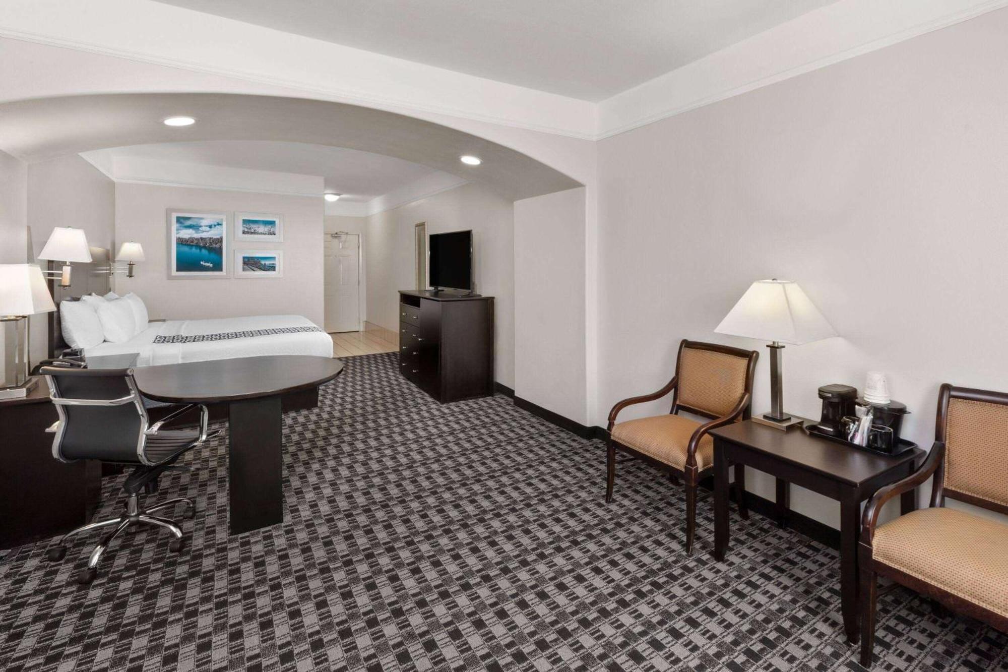 Hotel La Quinta By Wyndham Deer Park Exterior foto